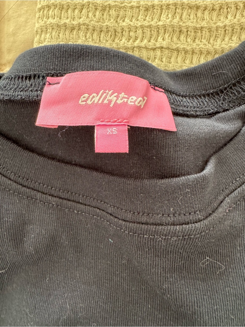 Edikted top - Picture 2 of 2